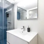 Mouraria's Place - Blue